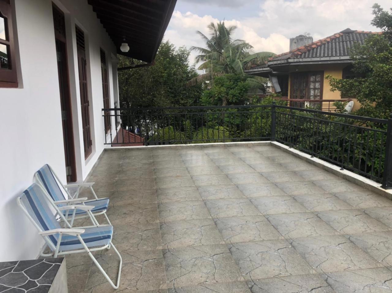 Sun Set Forest Villa Kandy Exterior foto